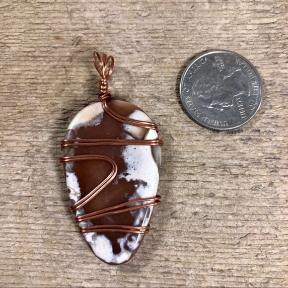 Rough Cut Natural Wire Wrapped Stone Necklace Pendant - Picture 2 of 4